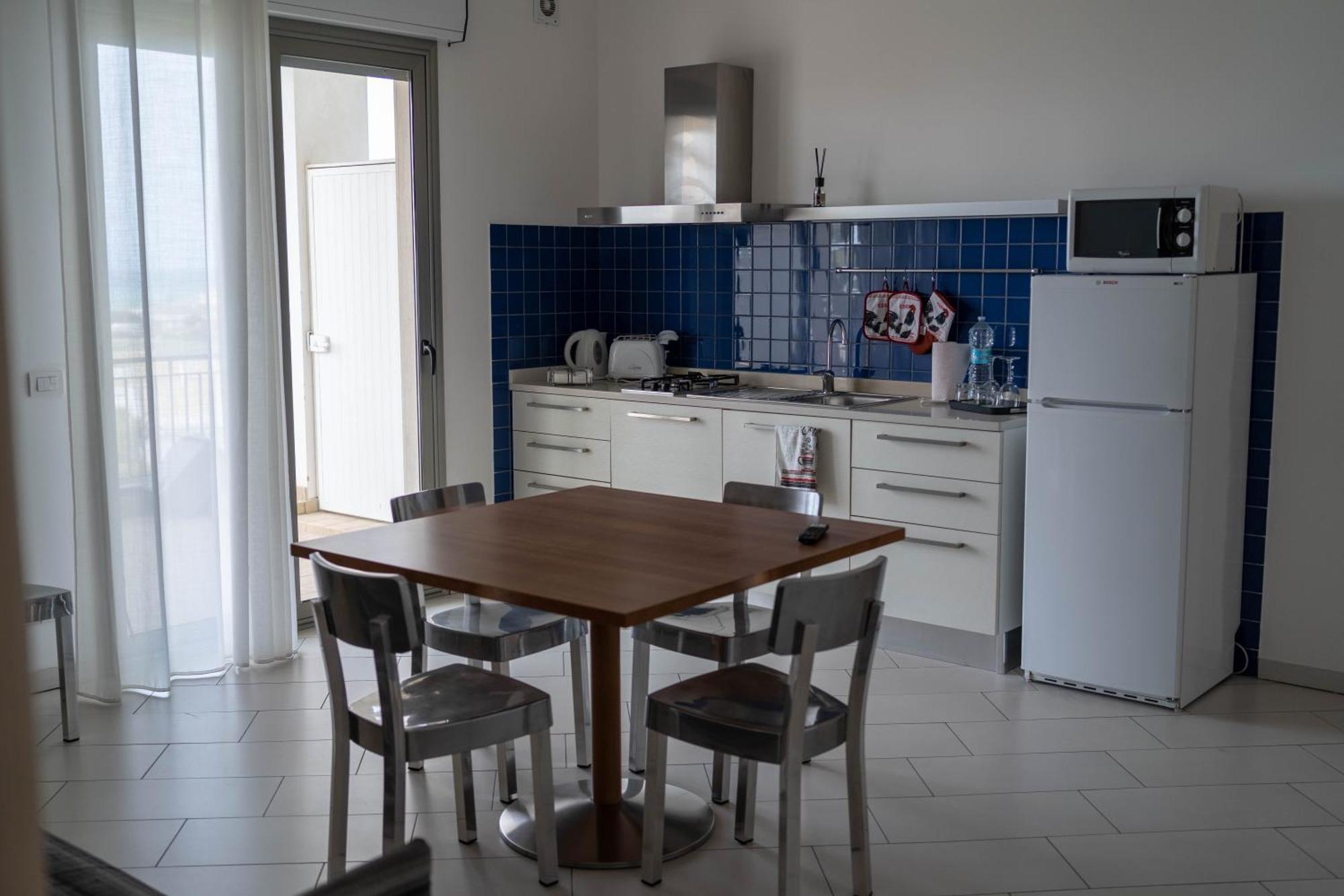Sikelika Residence Sul Mare Scoglitti Exteriör bild